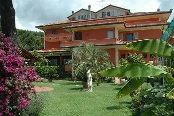 Hotel Le Rotonde 3*