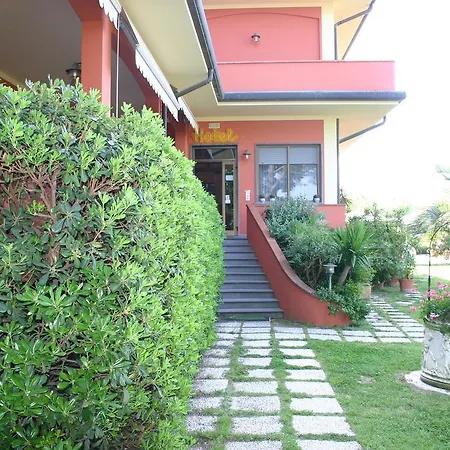 Le Rotonde 3* Massaciuccoli