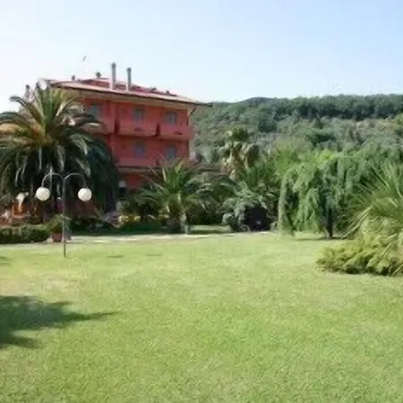Le Rotonde Otel 3*