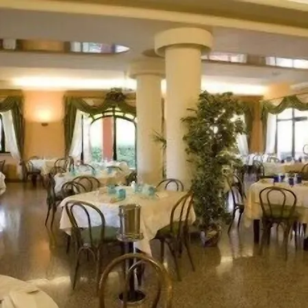 Le Rotonde Otel 3*